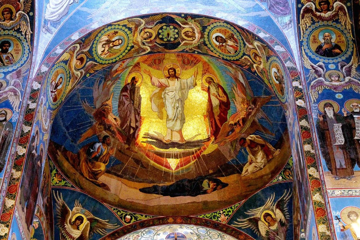 Фрагмент библейского сюжета, изображенного в мозаичной технике, Храм Спаса на Крови. Источник: Fotokto